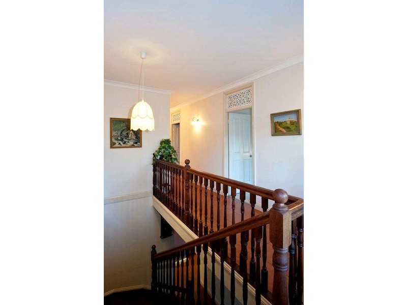 4 Springfield Court, Wights Mountain QLD 4520