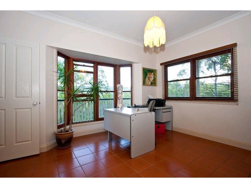 4 Springfield Court, Wights Mountain QLD 4520