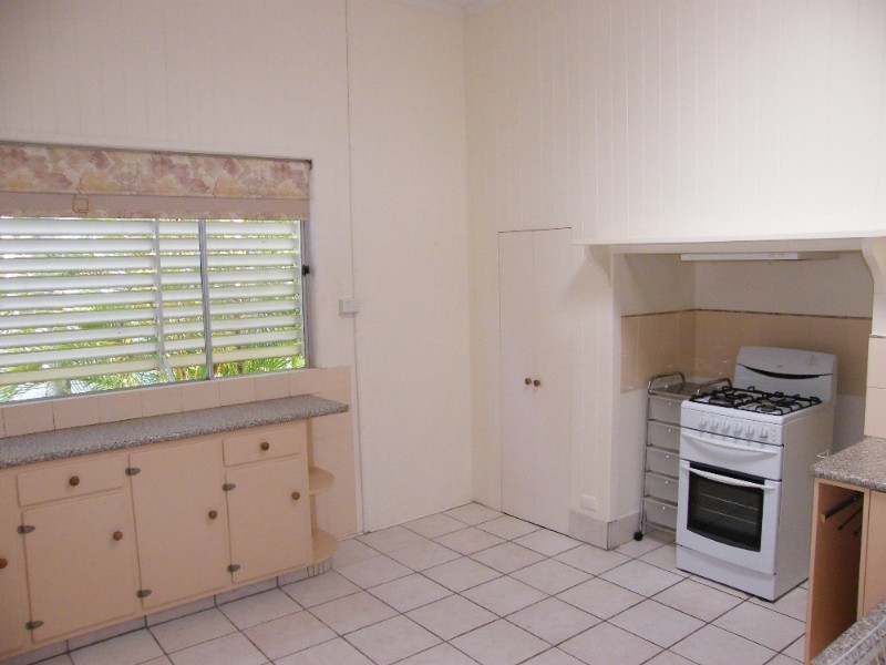 46 Groom St, Gordon Park QLD 4031