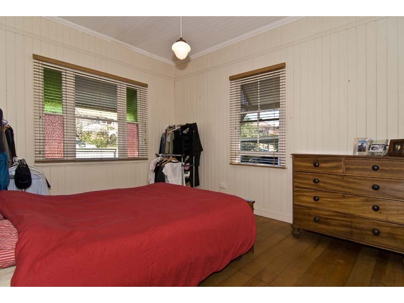 13 Terrace St, Newmarket QLD 4051