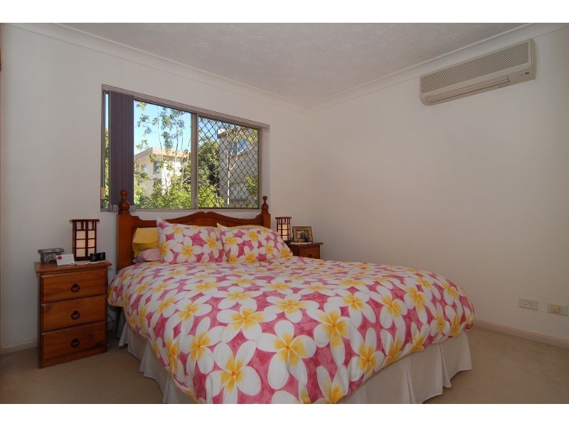 2/24 Terrace Street, Newmarket QLD 4051