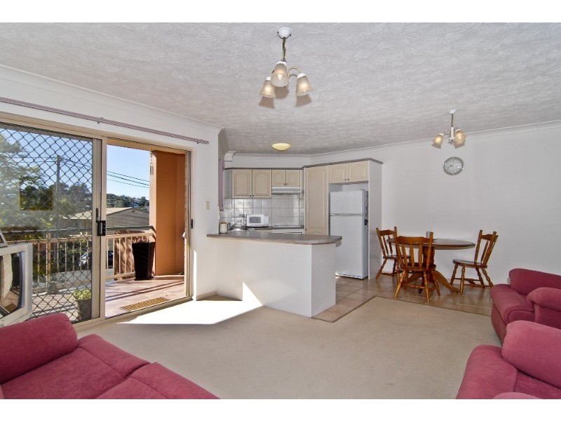 2/24 Terrace Street, Newmarket QLD 4051