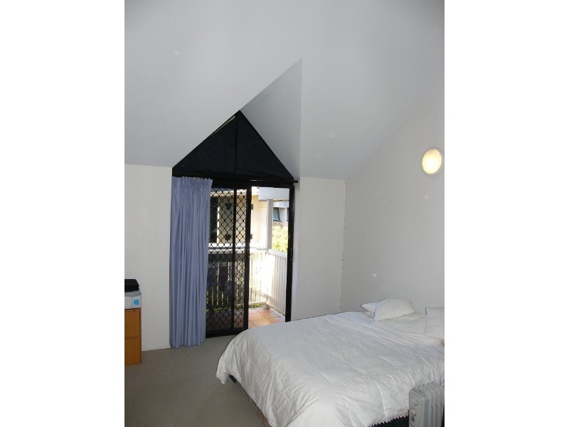 11/37 Thornbury Street, Spring Hill QLD 4000