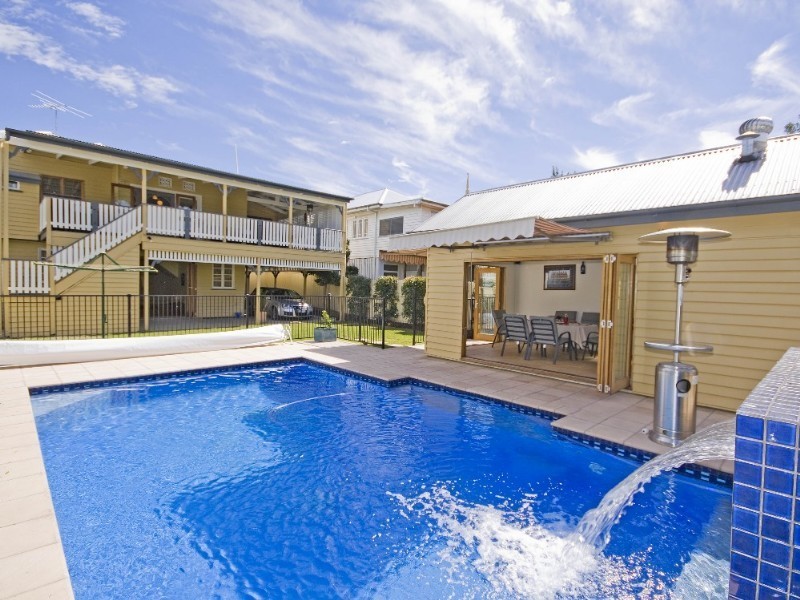 136 Richmond Street, Gordon Park QLD 4031