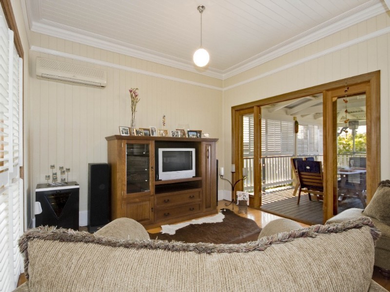 136 Richmond Street, Gordon Park QLD 4031