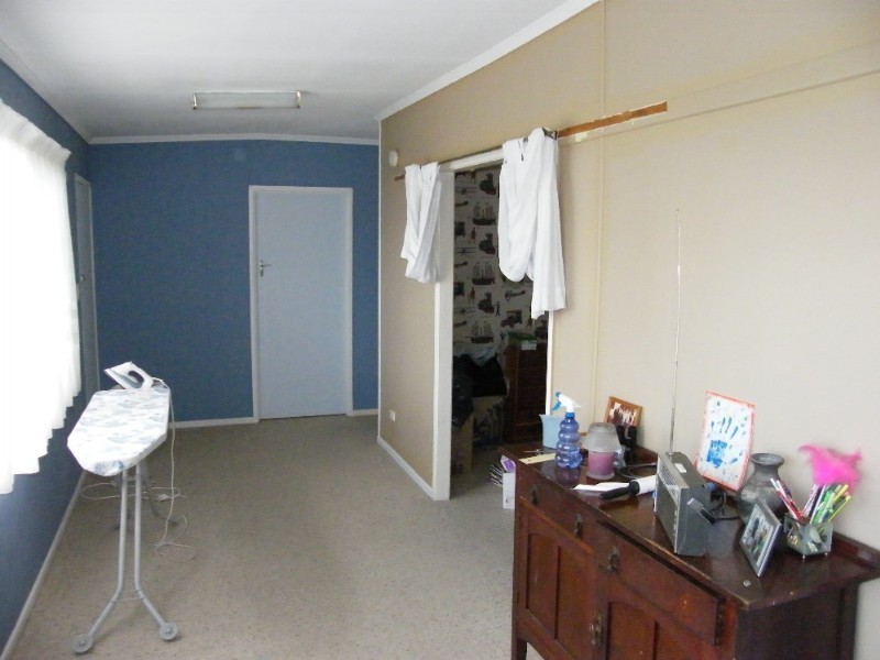 25 Burrowa Street, Stafford QLD 4053