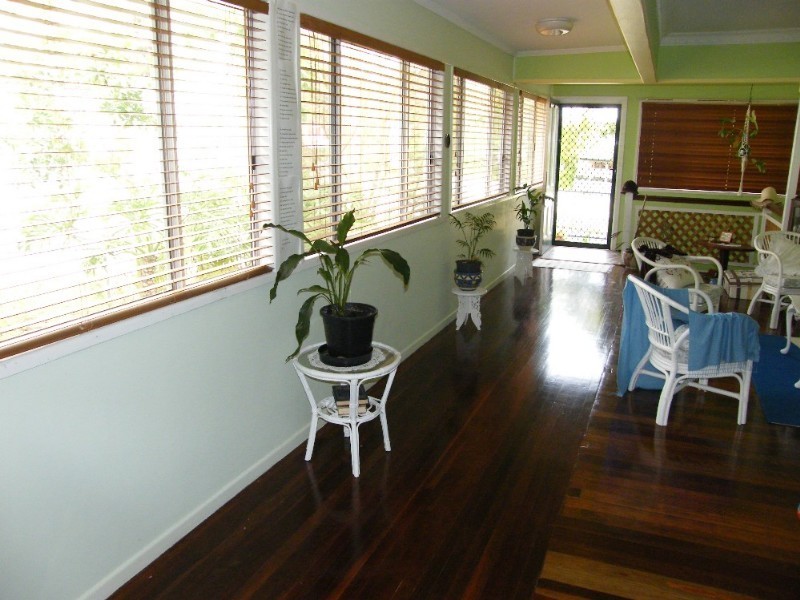 25 Burrowa Street, Stafford QLD 4053