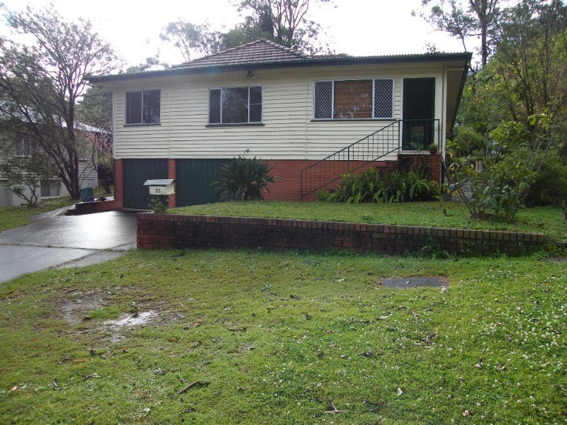 25 Burrowa Street, Stafford QLD 4053