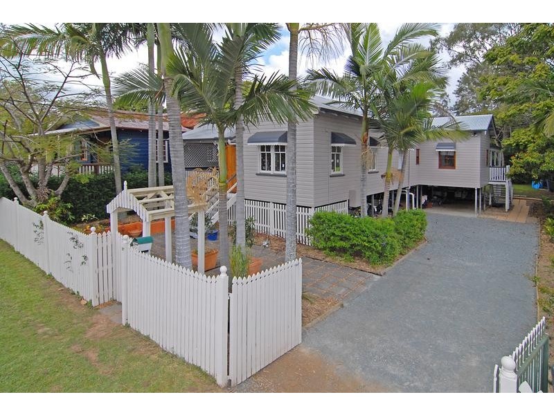 27 Thorrold Street, Wooloowin QLD 4030