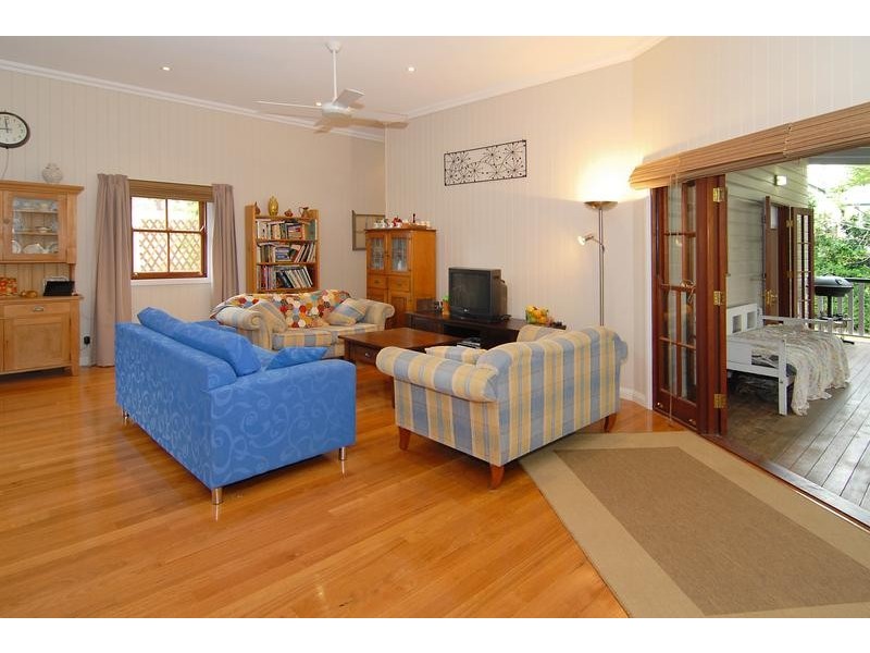 27 Thorrold Street, Wooloowin QLD 4030