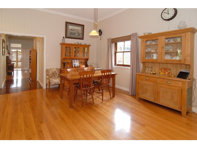 27 Thorrold Street, Wooloowin QLD 4030