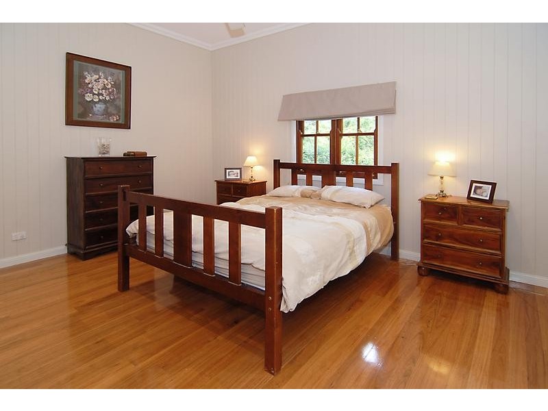 27 Thorrold Street, Wooloowin QLD 4030