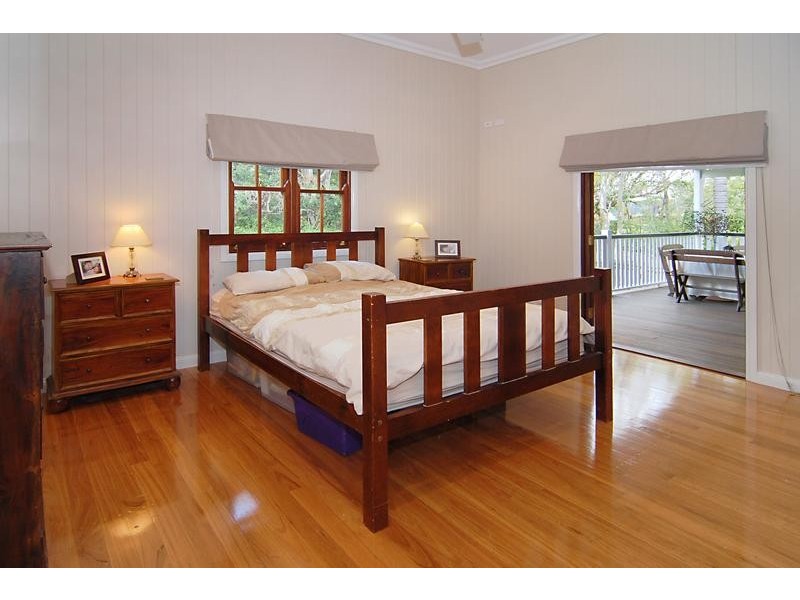 27 Thorrold Street, Wooloowin QLD 4030