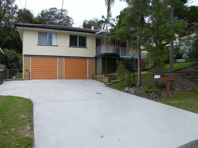 3 Halton Street, Stafford Heights QLD 4053