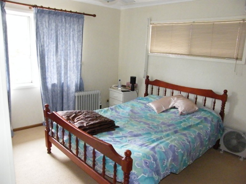 3 Halton Street, Stafford Heights QLD 4053