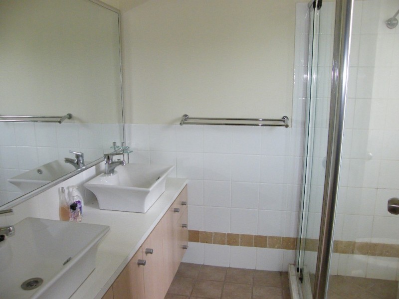 2/80 Wilston Road, Newmarket QLD 4051