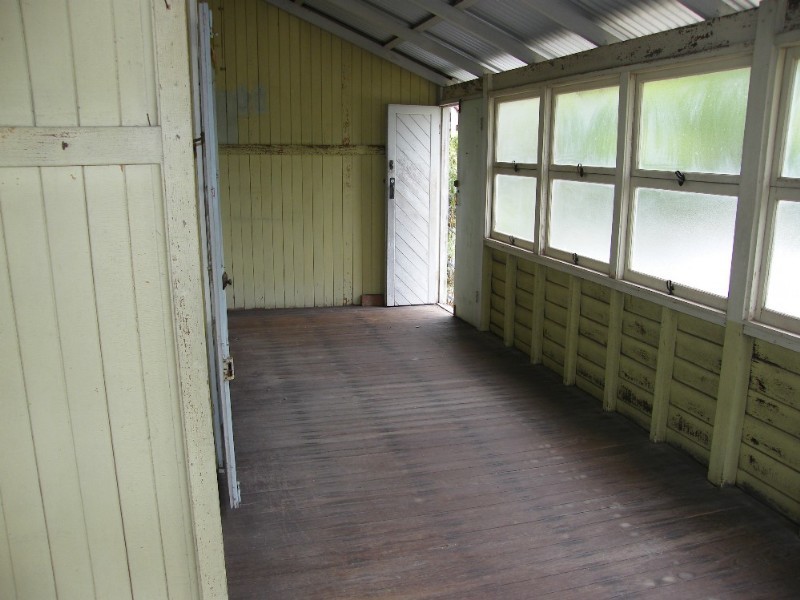 64 Henry Street, Wooloowin QLD 4030