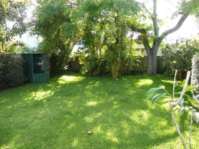 6 Brook Street, Wooloowin QLD 4030