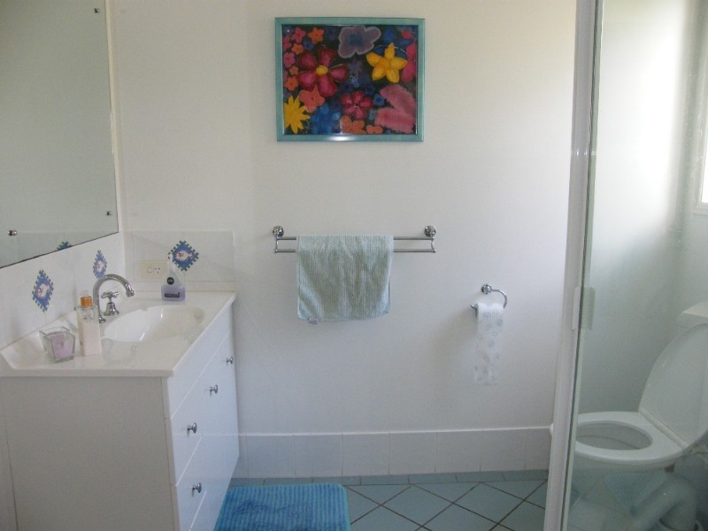 6 Brook Street, Wooloowin QLD 4030