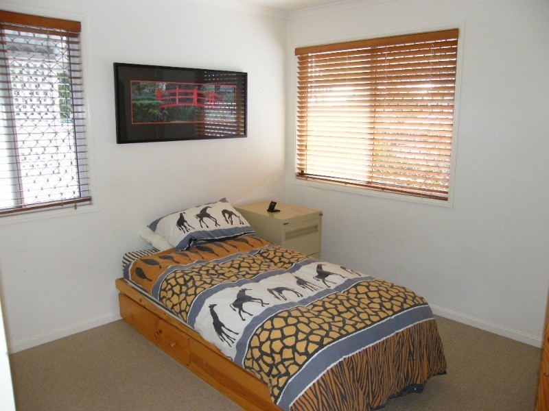 6 Brook Street, Wooloowin QLD 4030