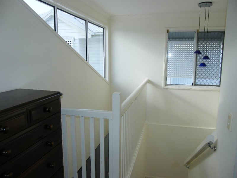 6 Brook Street, Wooloowin QLD 4030
