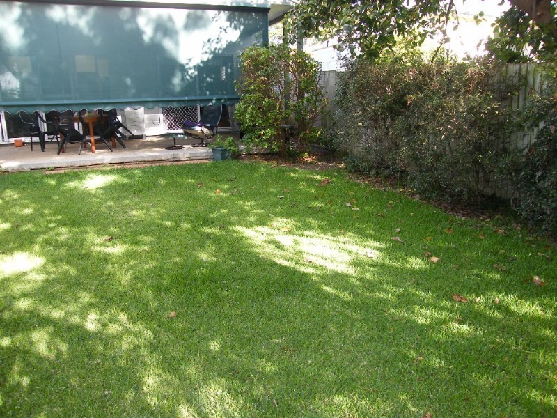 6 Brook Street, Wooloowin QLD 4030