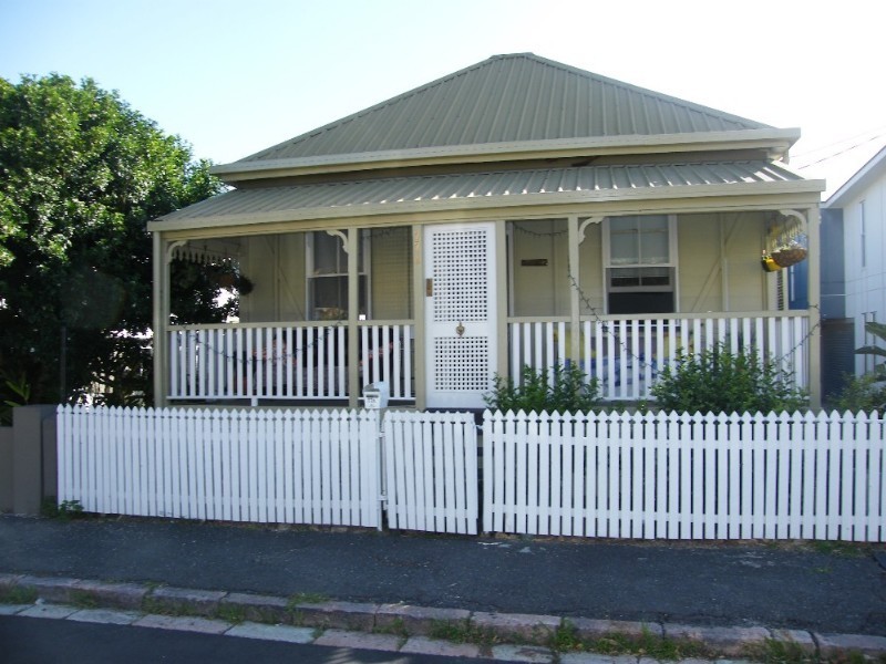 77a Clay Street, New Farm QLD 4005