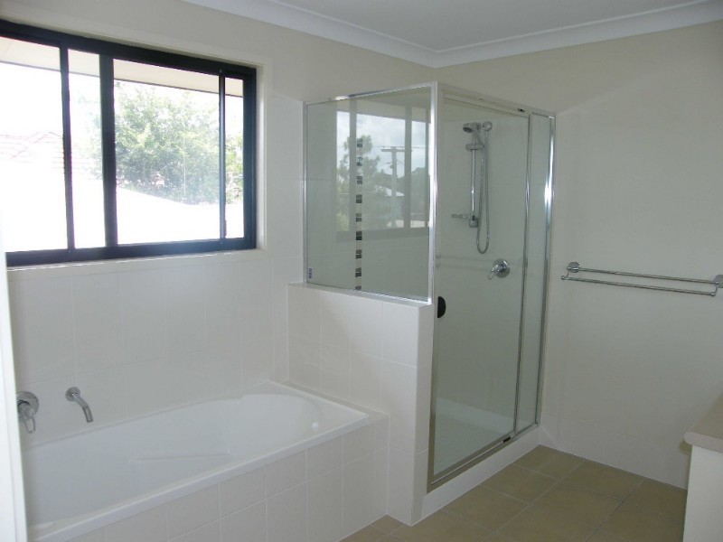 3 Fourteenth Avenue, Kedron QLD 4031