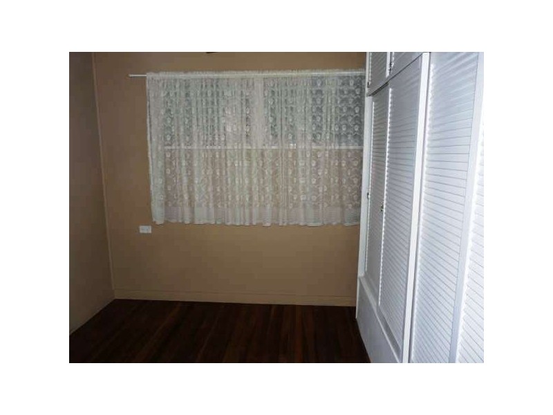 288 Kitchener Road, Stafford Heights QLD 4053