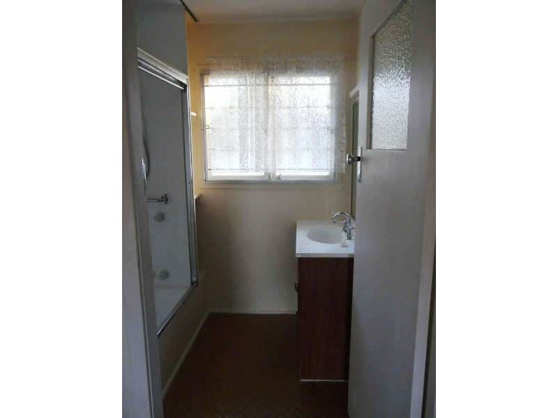 288 Kitchener Road, Stafford Heights QLD 4053