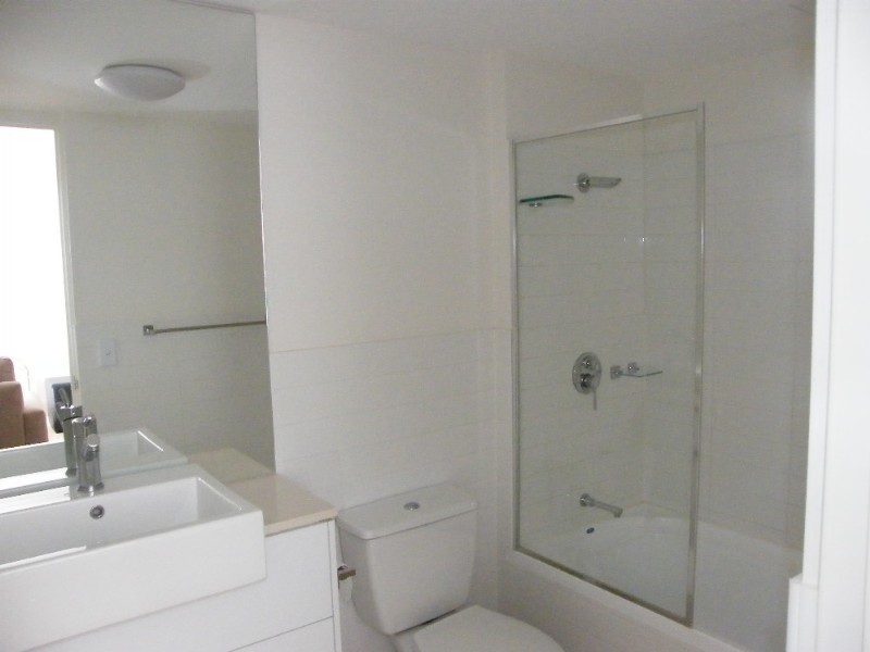 803 Stanley Street, Woolloongabba QLD 4102