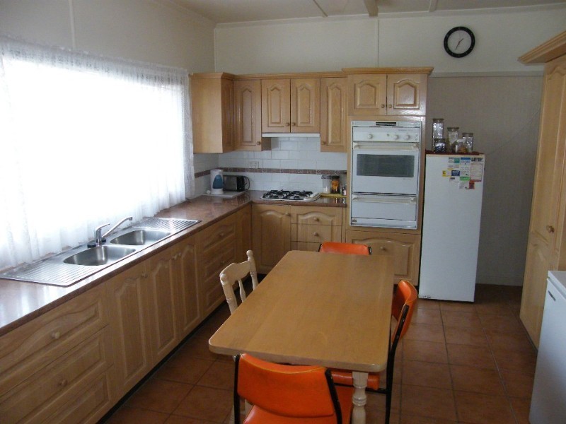 29 Armfield Street, Stafford QLD 4053