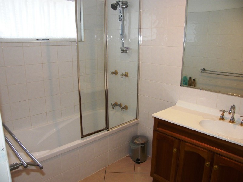 6 Chesilton Street, Kedron QLD 4031