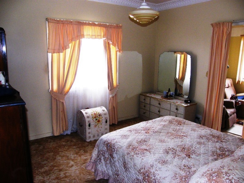 24 Bowen Street, Windsor QLD 4030