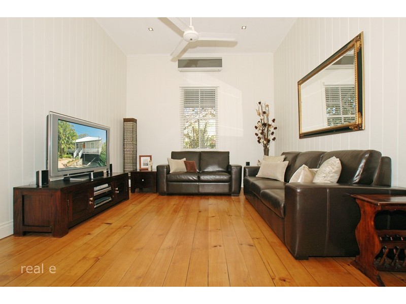 48 Gaunt Street, Newmarket QLD 4051