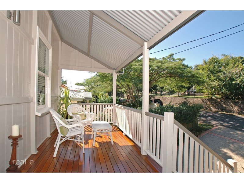 48 Gaunt Street, Newmarket QLD 4051