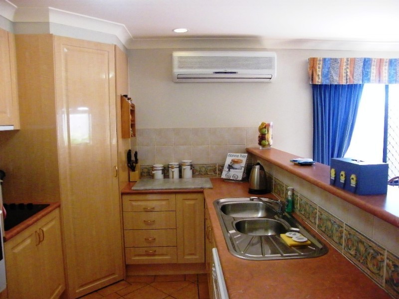 16 Cosby PL, Mcdowall QLD 4053
