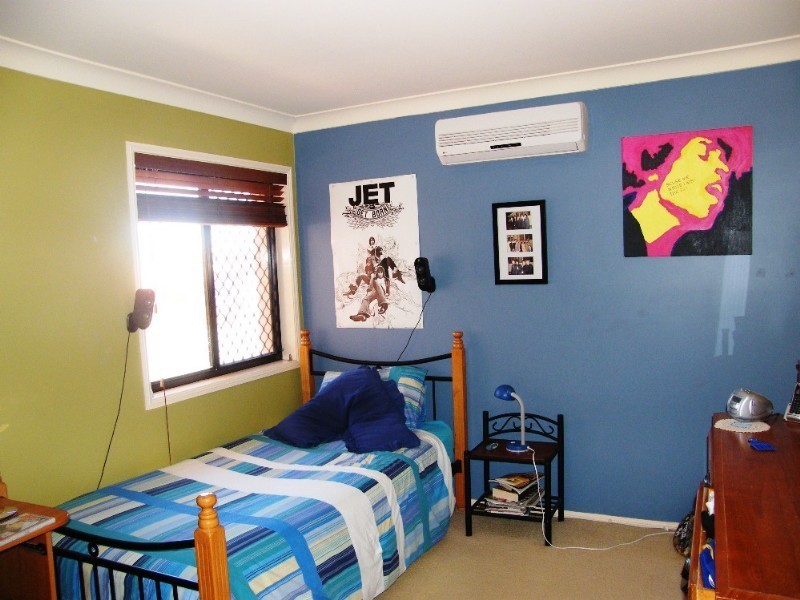 16 Cosby PL, Mcdowall QLD 4053
