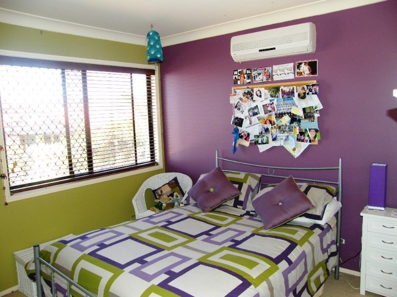 16 Cosby PL, Mcdowall QLD 4053