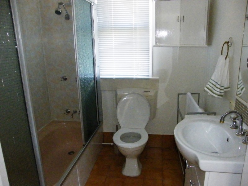 11 Bertram Street, Stafford QLD 4053