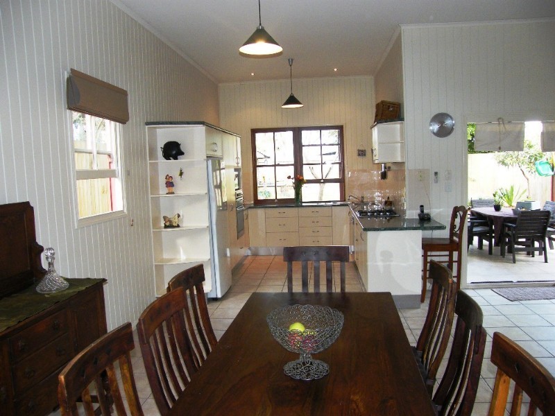 55 Green Terrace, Windsor QLD 4030