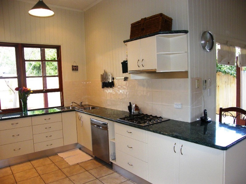 55 Green Terrace, Windsor QLD 4030