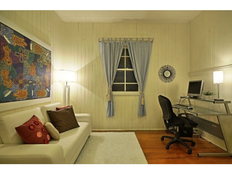 34 Constitution Road, Windsor QLD 4030