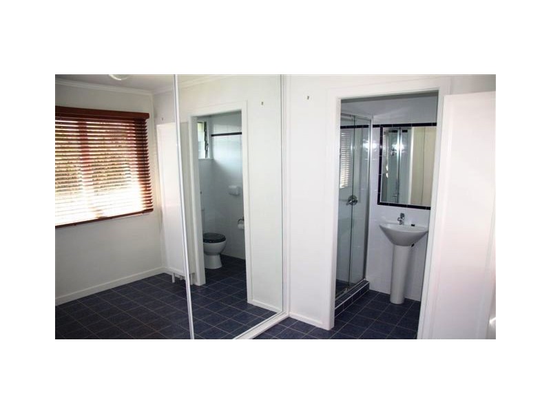 154 Redwood Street, Stafford Heights QLD 4053