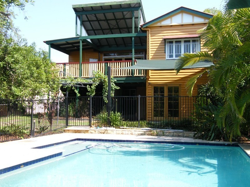 17 Prince Street, Grange QLD 4051