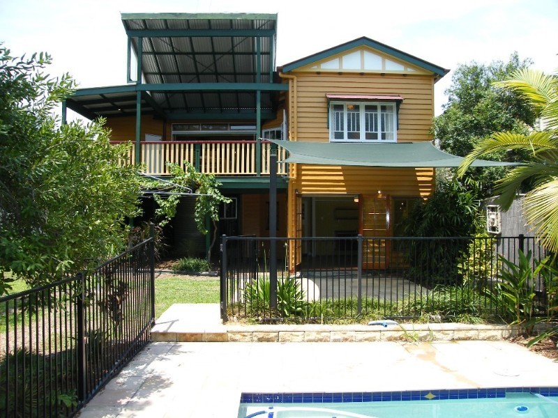 17 Prince Street, Grange QLD 4051