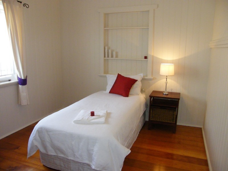 17 Prince Street, Grange QLD 4051