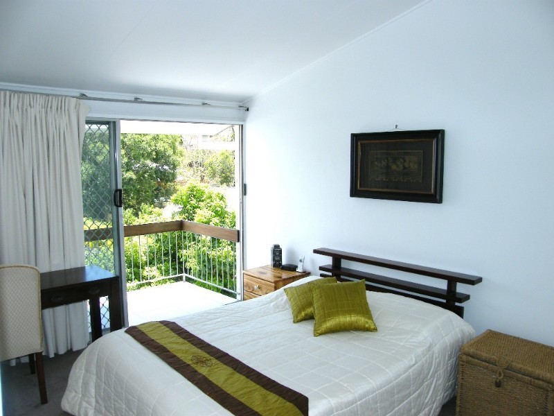 4/65 Erneton Street, Newmarket QLD 4051