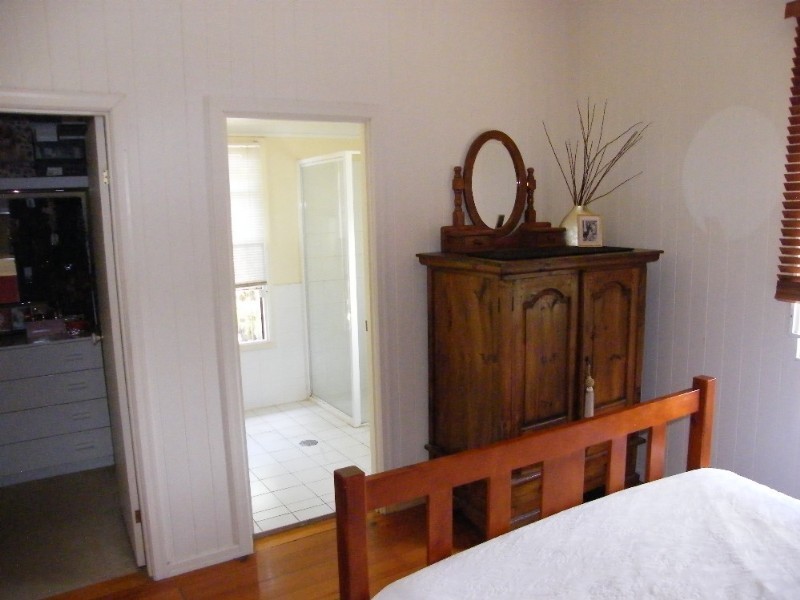 55 Angliss Street, Wilston QLD 4051