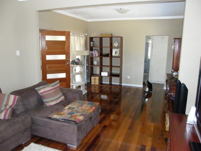 230 Webster Road, Stafford QLD 4053